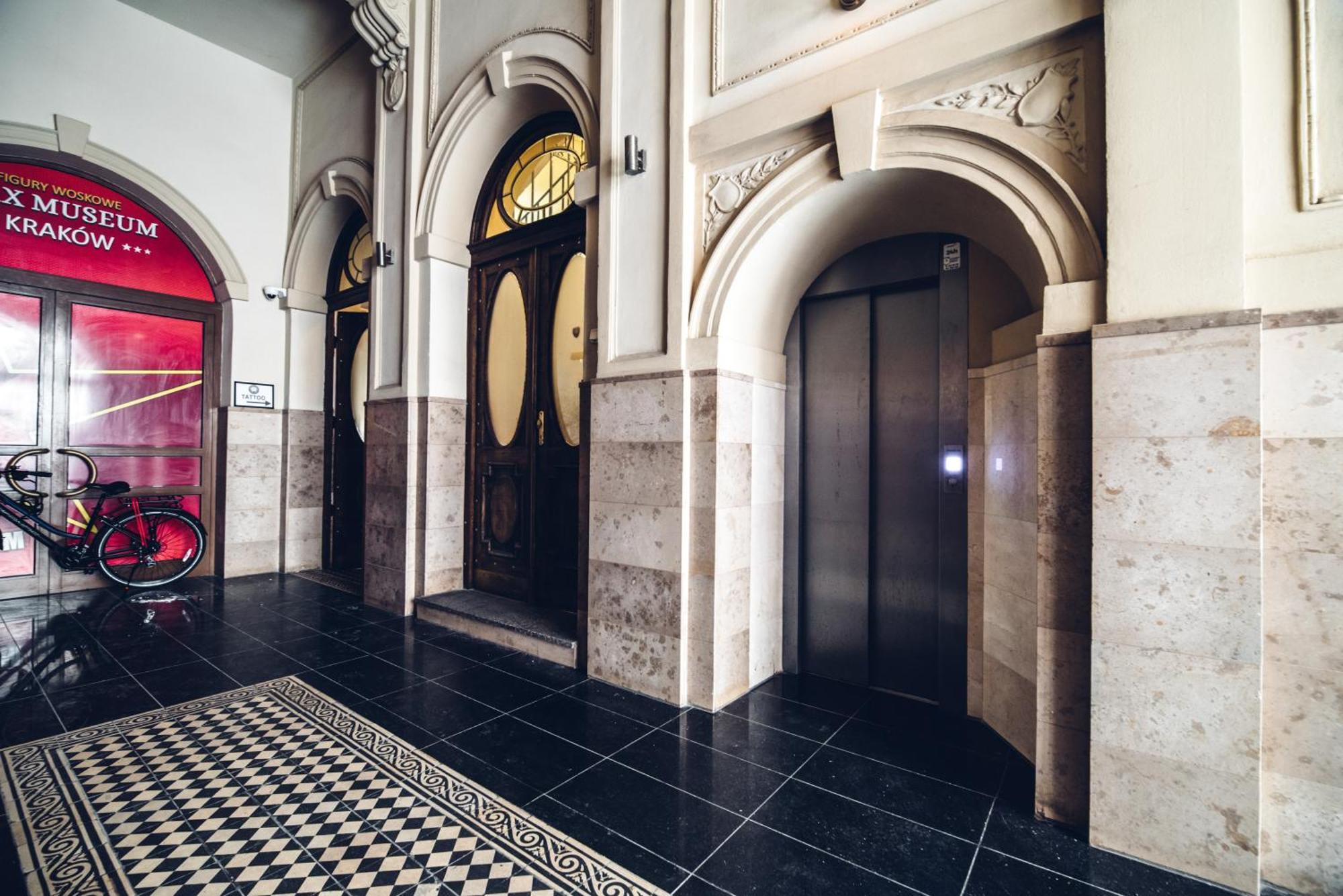 Апартаменти Quiet Luxury On Florianska Краків Екстер'єр фото